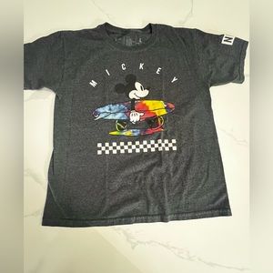 Disney Neff Mickey Surfboard Checkerboard Short Sleeve Tee Youth L